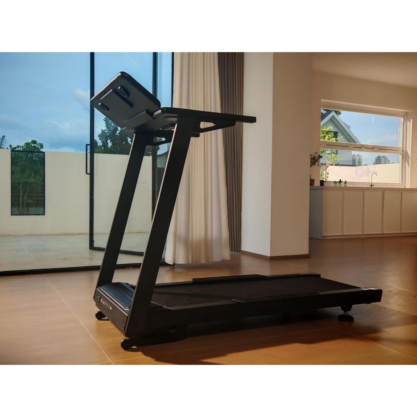 Heavy Duty Auto Incline Treadmill 4.5HP, 500 lbs Capacity, Bluetooth, LED Display, 20"x55" Belt