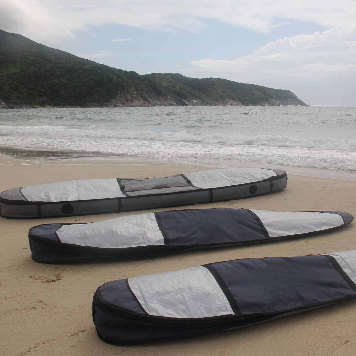 Premium Surfboard Travel Bag – Water-Resistant, Padded Protection, Adjustable Strap & Gear Storage